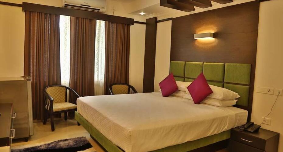 Continento The Classic Hotel Tirur Ngoại thất bức ảnh